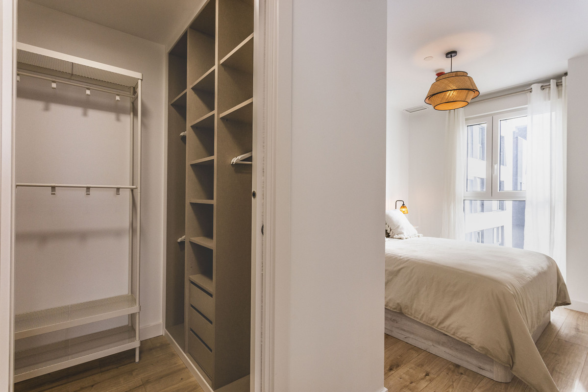 Se vende Apartamento Planta Media de 2 dormitorios en Costa Del Sol, Málaga, España
