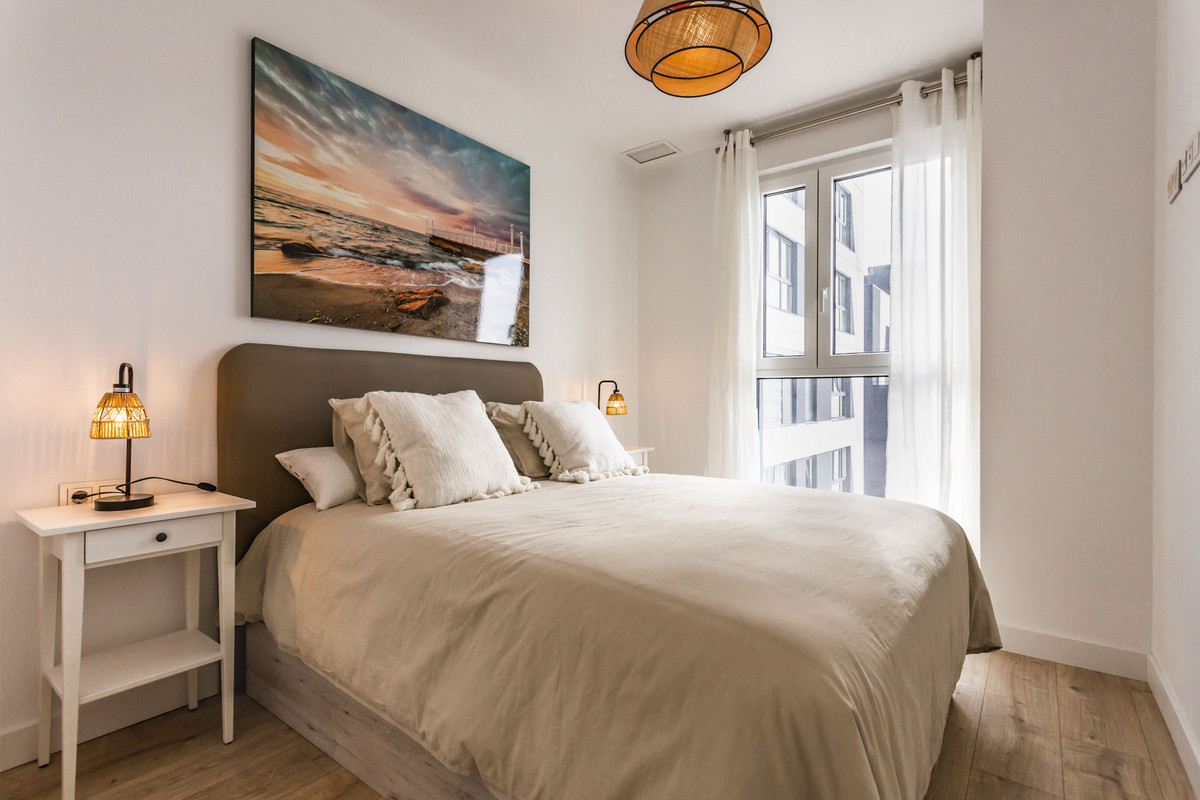 Se vende Apartamento Planta Media de 2 dormitorios en Costa Del Sol, Málaga, España
