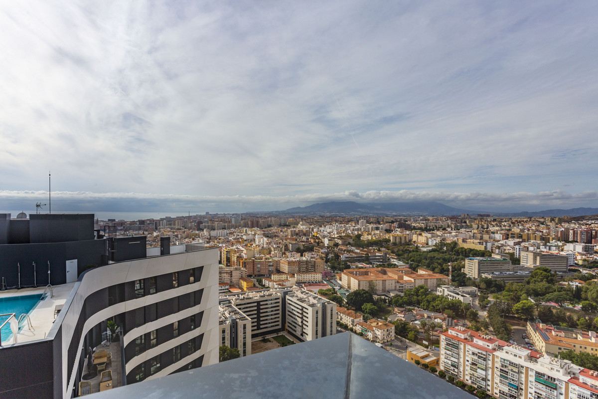 Se vende Apartamento Planta Media de 2 dormitorios en Costa Del Sol, Málaga, España