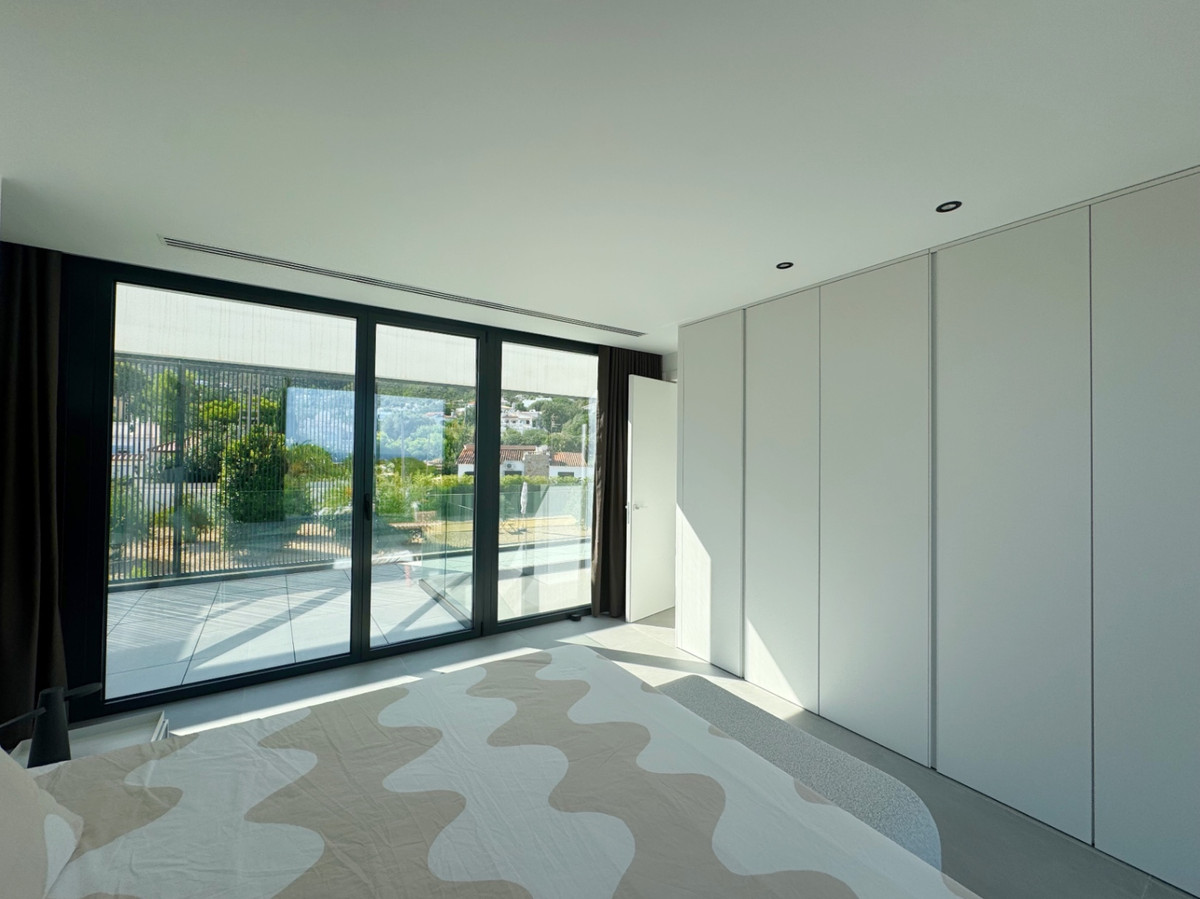 4 Bed Townhouse for sale in Denia Costa Blanca, Alicante, Spain