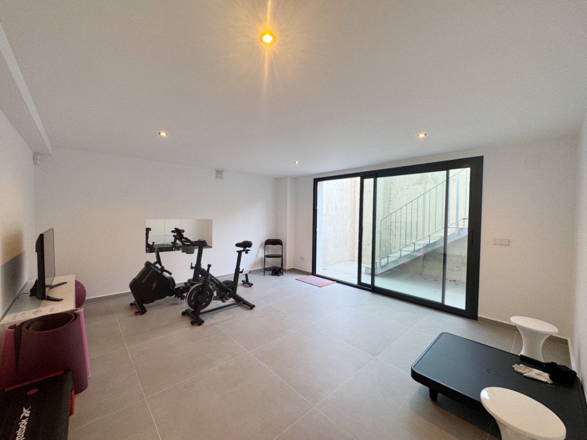 4 Bed Townhouse for sale in Denia Costa Blanca, Alicante, Spain