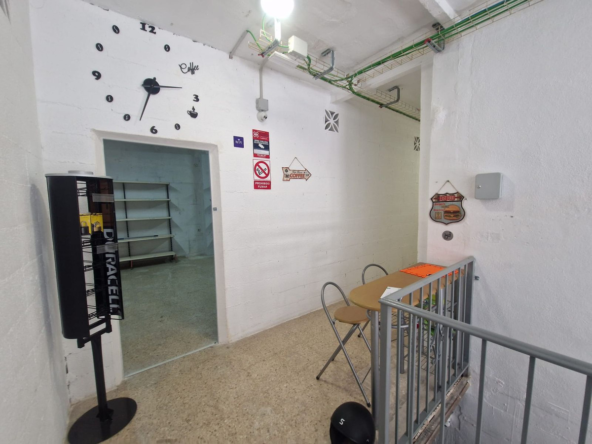 Se vende Local comercial  en Costa Del Sol, Málaga, España