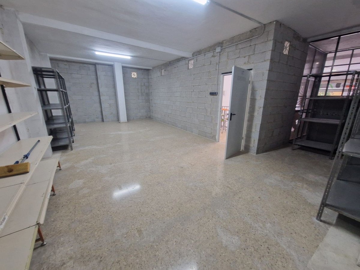 Se vende Local comercial  en Costa Del Sol, Málaga, España