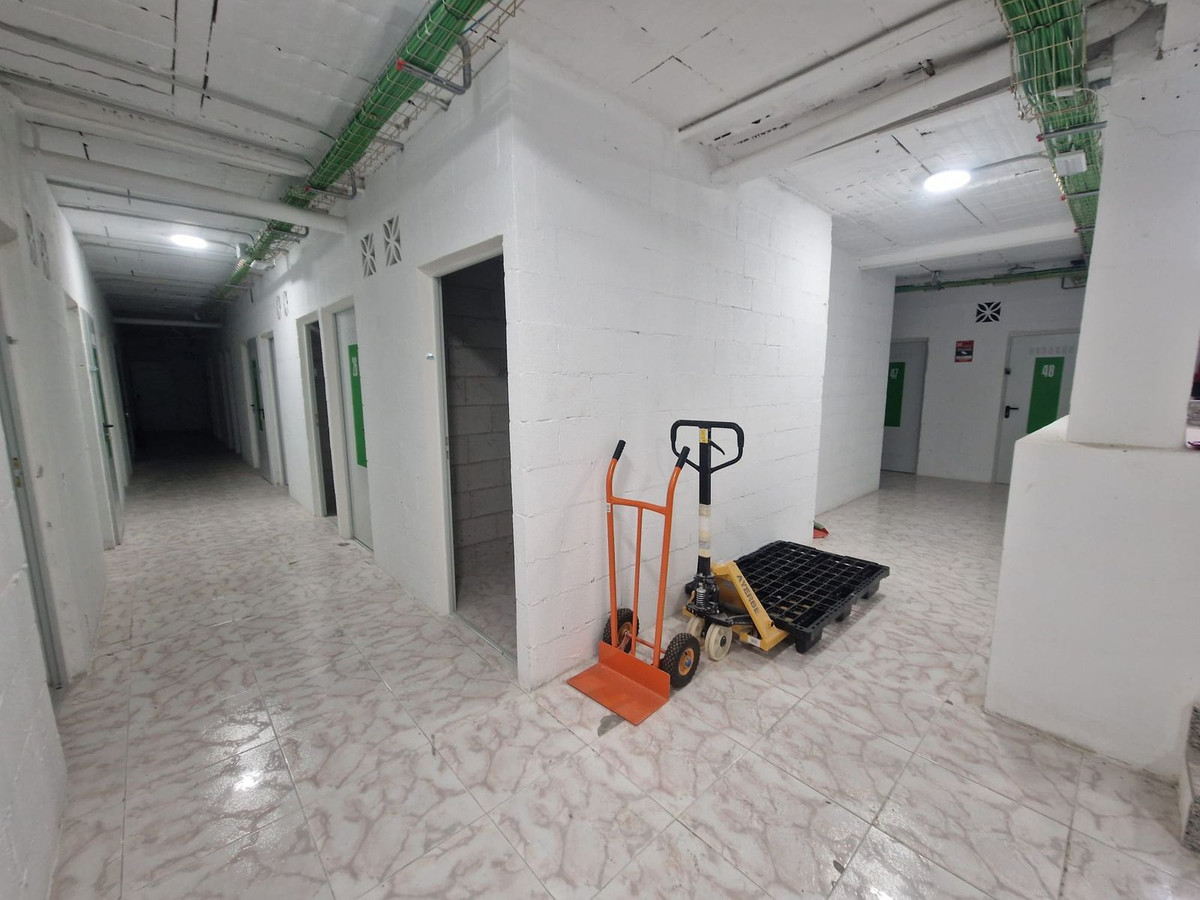 Se vende Local comercial  en Costa Del Sol, Málaga, España
