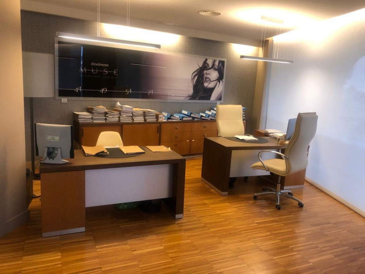 Commercial unit for sale in Benalmadena Costa Costa Del Sol, Málaga, Spain