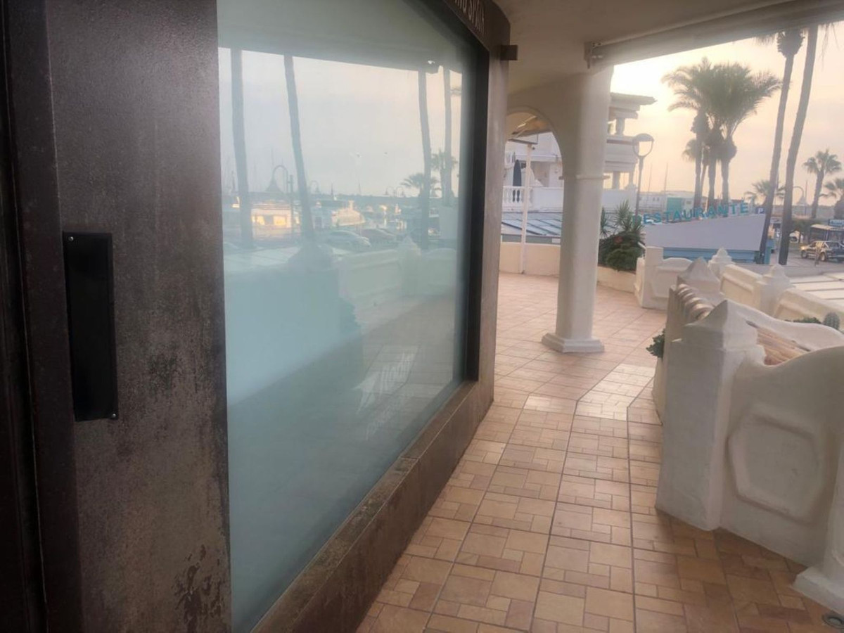 Commercial unit for sale in Benalmadena Costa Costa Del Sol, Málaga, Spain