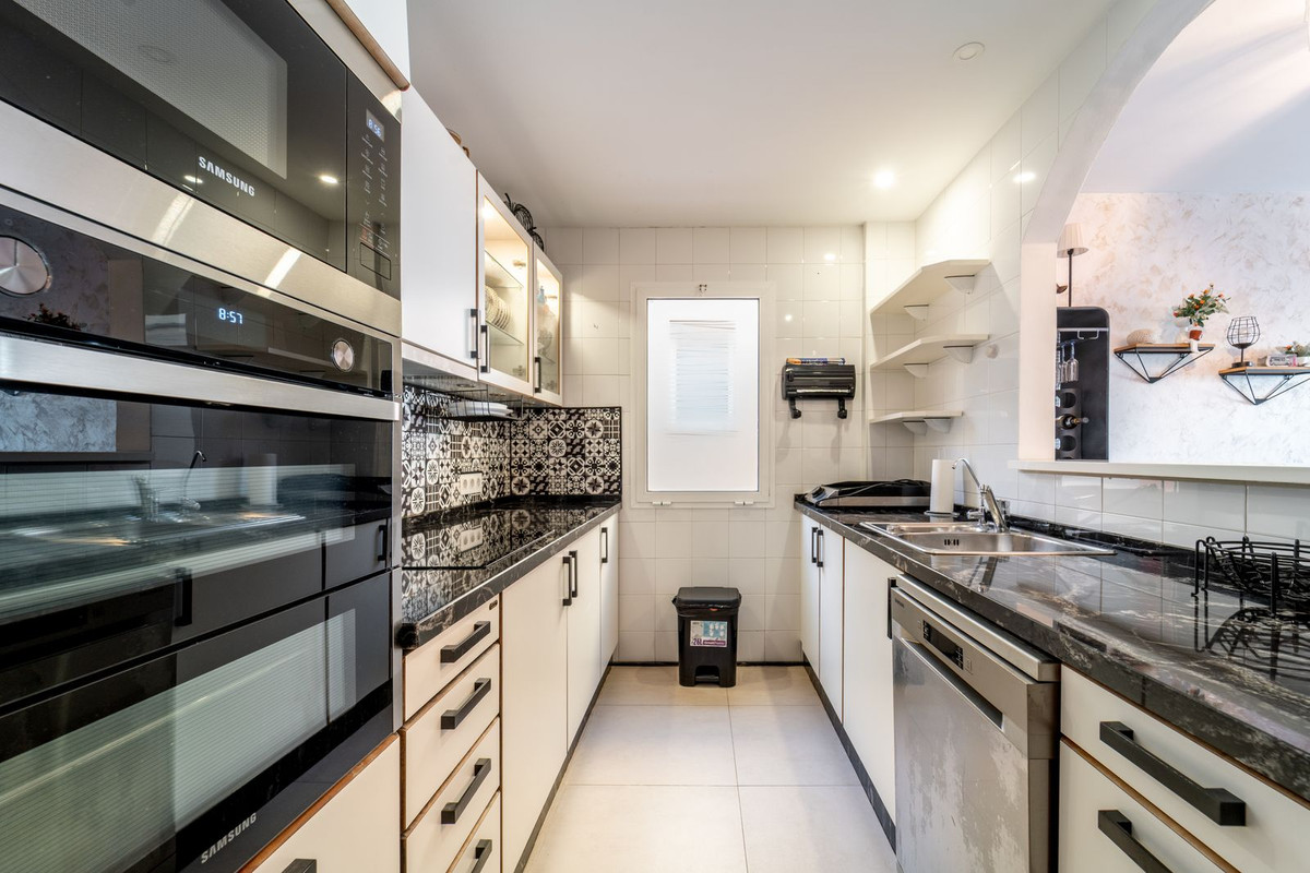 2 Bed Apartment for sale in Benalmadena Costa Del Sol, Málaga, Spain
