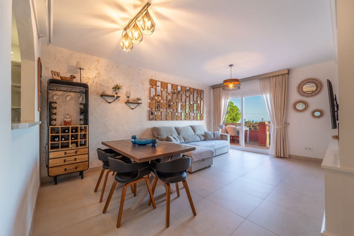 2 Bed Apartment for sale in Benalmadena Costa Del Sol, Málaga, Spain