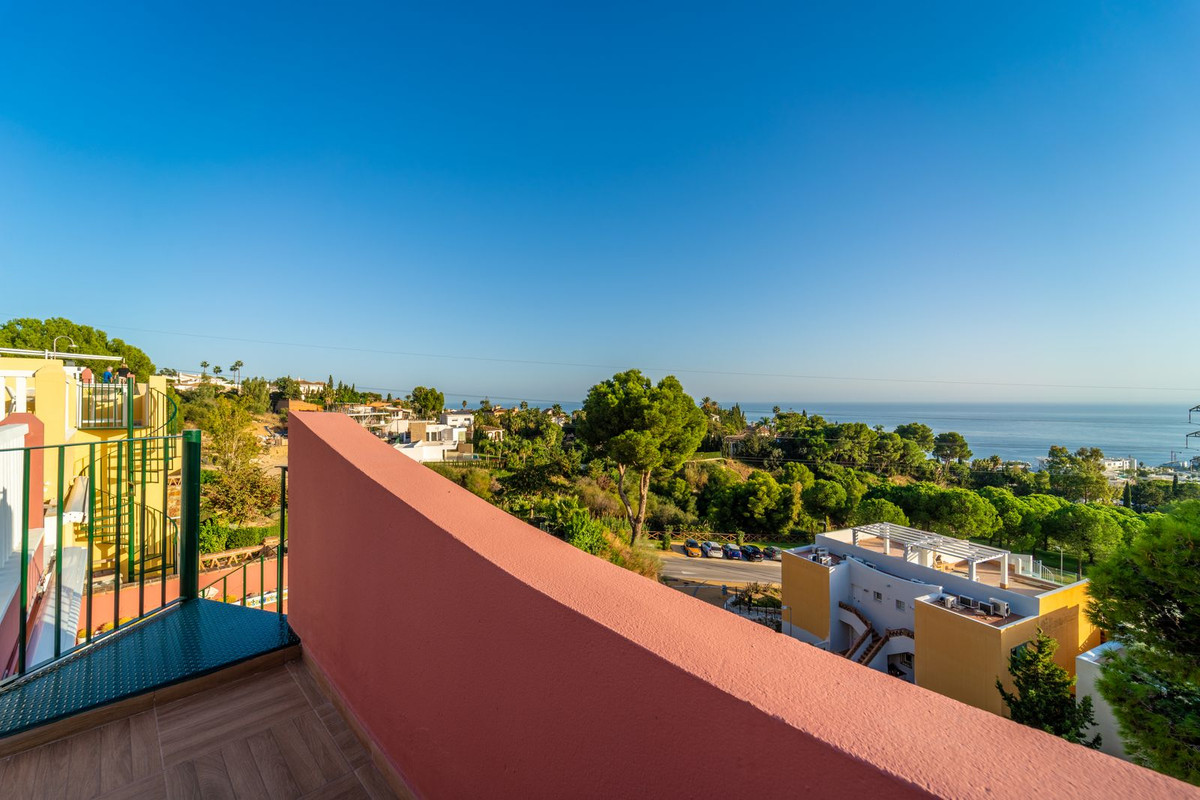 2 Bed Apartment for sale in Benalmadena Costa Del Sol, Málaga, Spain
