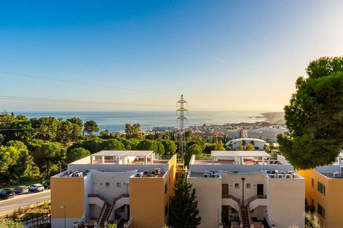 2 Bed Apartment for sale in Benalmadena Costa Del Sol, Málaga, Spain