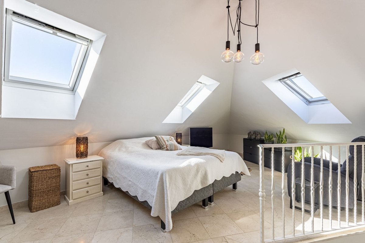 Se vende Apartamento en Planta Última de 1 dormitorios en Costa Del Sol, Málaga, España