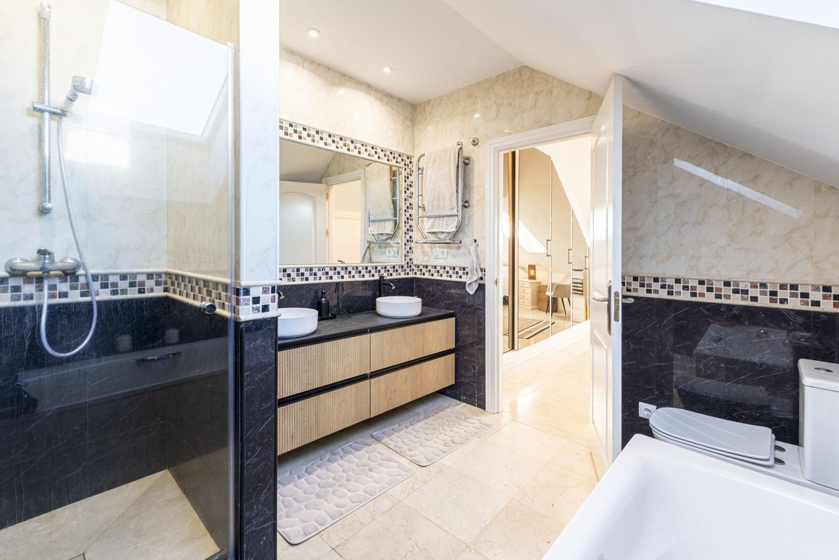 Se vende Apartamento en Planta Última de 1 dormitorios en Costa Del Sol, Málaga, España
