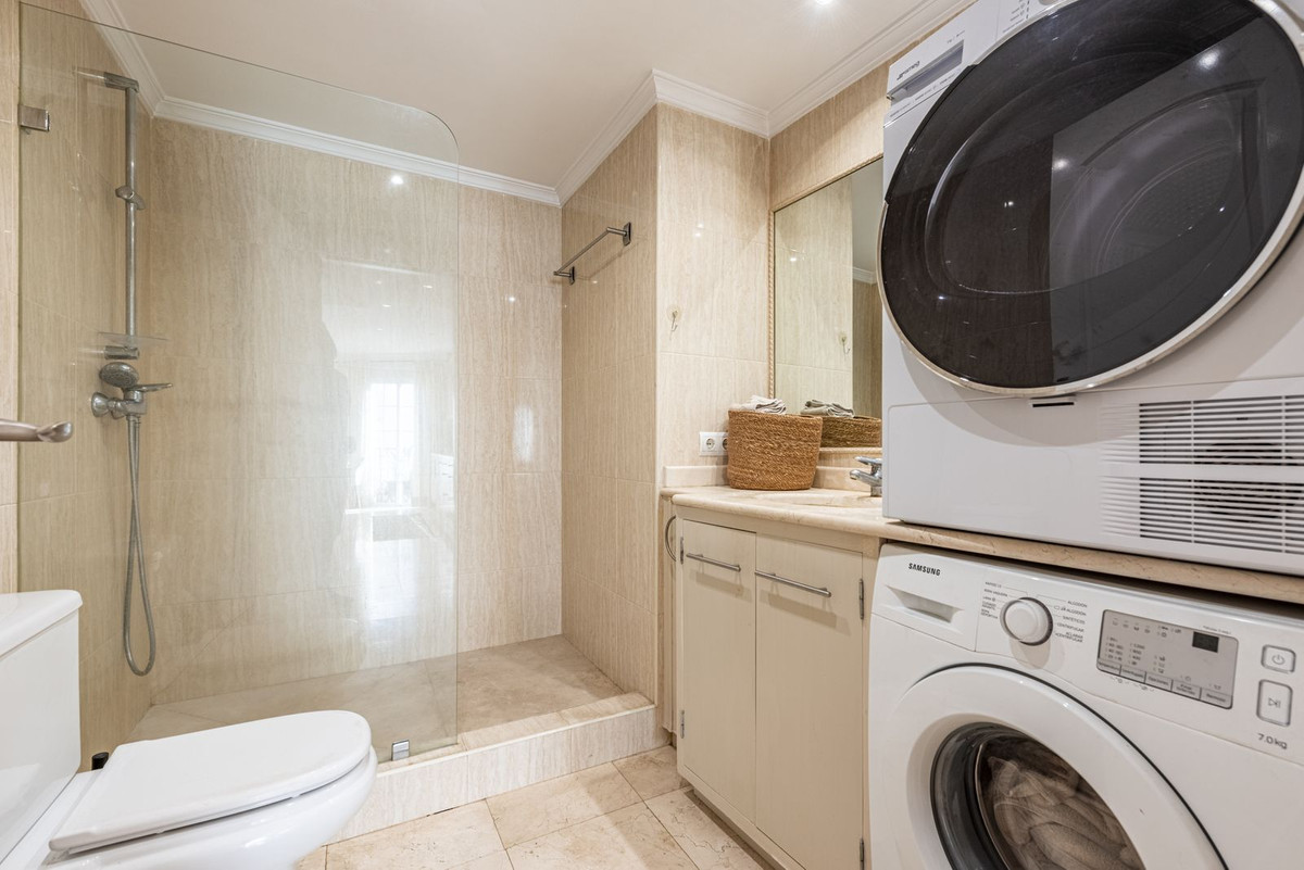 Se vende Apartamento en Planta Última de 1 dormitorios en Costa Del Sol, Málaga, España