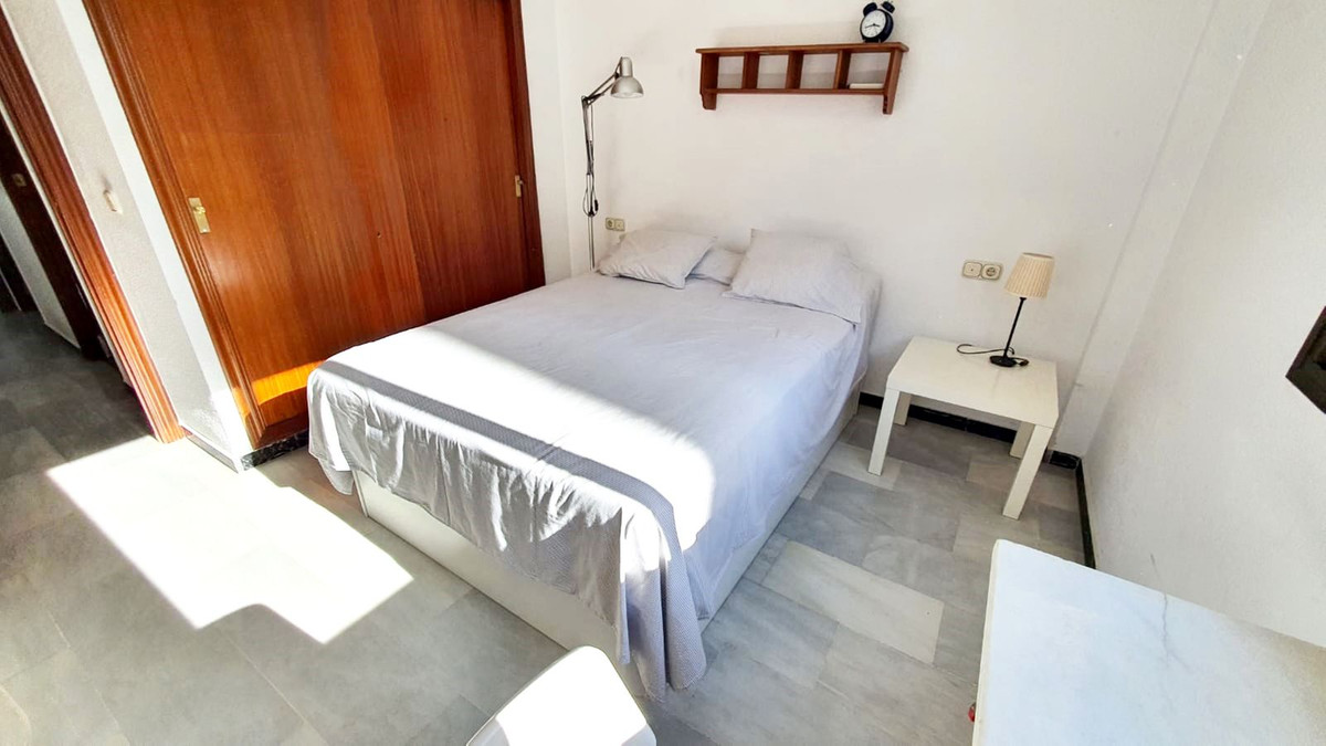 3 Bed Apartment for sale in Fuengirola Costa Del Sol, Málaga, Spain