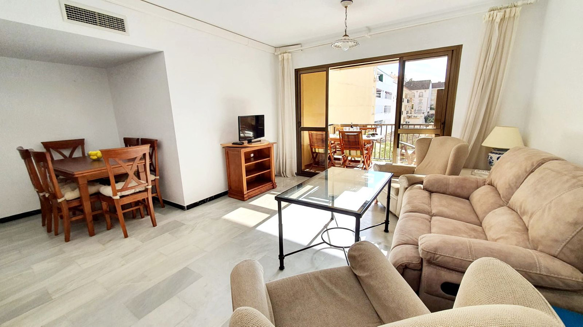 3 Bed Apartment for sale in Fuengirola Costa Del Sol, Málaga, Spain