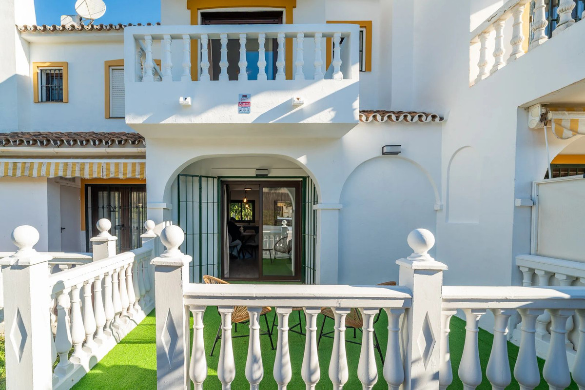 2 Bed Townhouse for sale in Mijas Costa Del Sol, Málaga, Spain