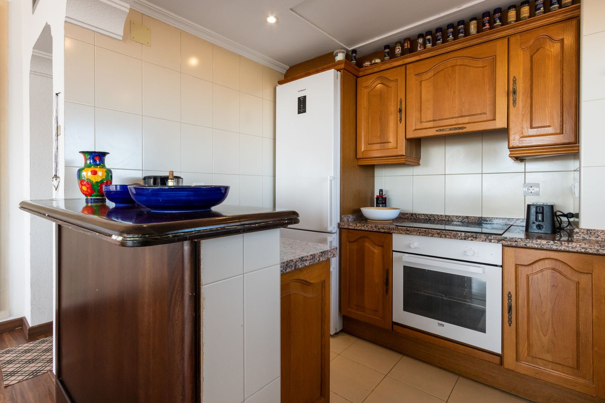 Se vende Apartamento en Planta Última de 2 dormitorios en Costa Del Sol, Málaga, España
