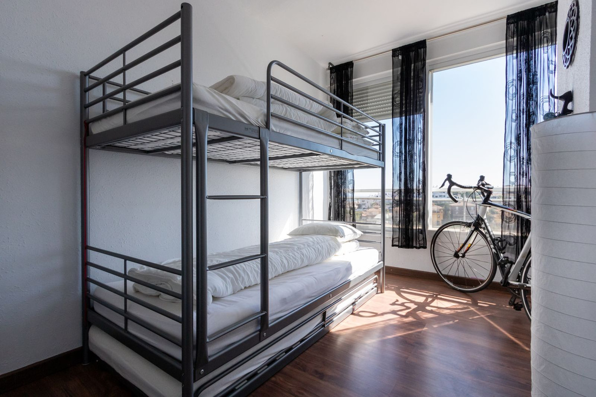 Se vende Apartamento en Planta Última de 2 dormitorios en Costa Del Sol, Málaga, España