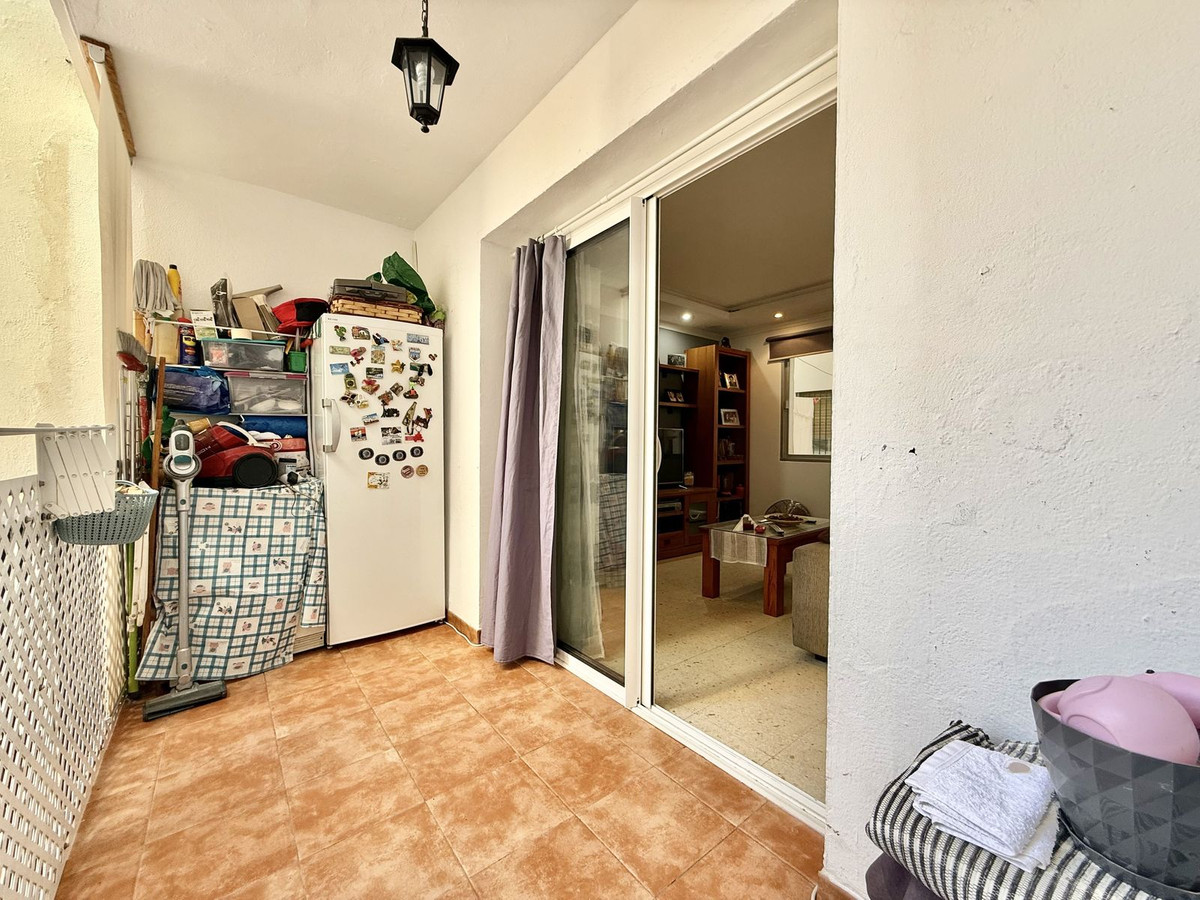 3 Bed Apartment for sale in San Pedro De Alcántara Costa Del Sol, Málaga, Spain