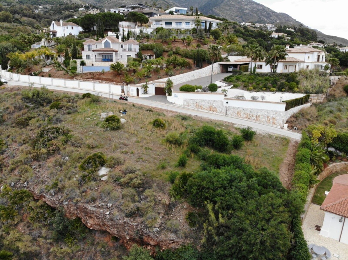 Se vende Terreno Urbano  en Costa Del Sol, Málaga, España
