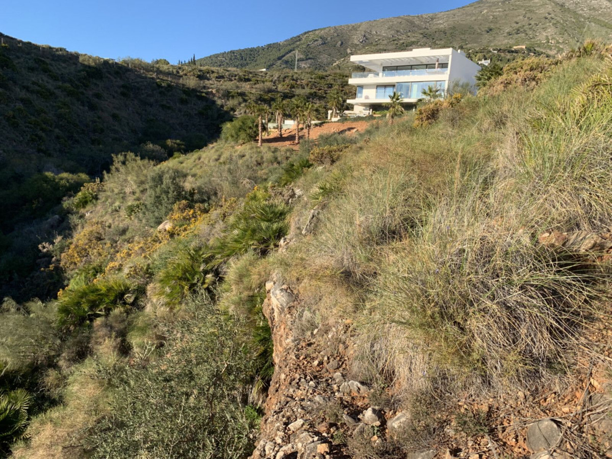Se vende Terreno Urbano  en Costa Del Sol, Málaga, España