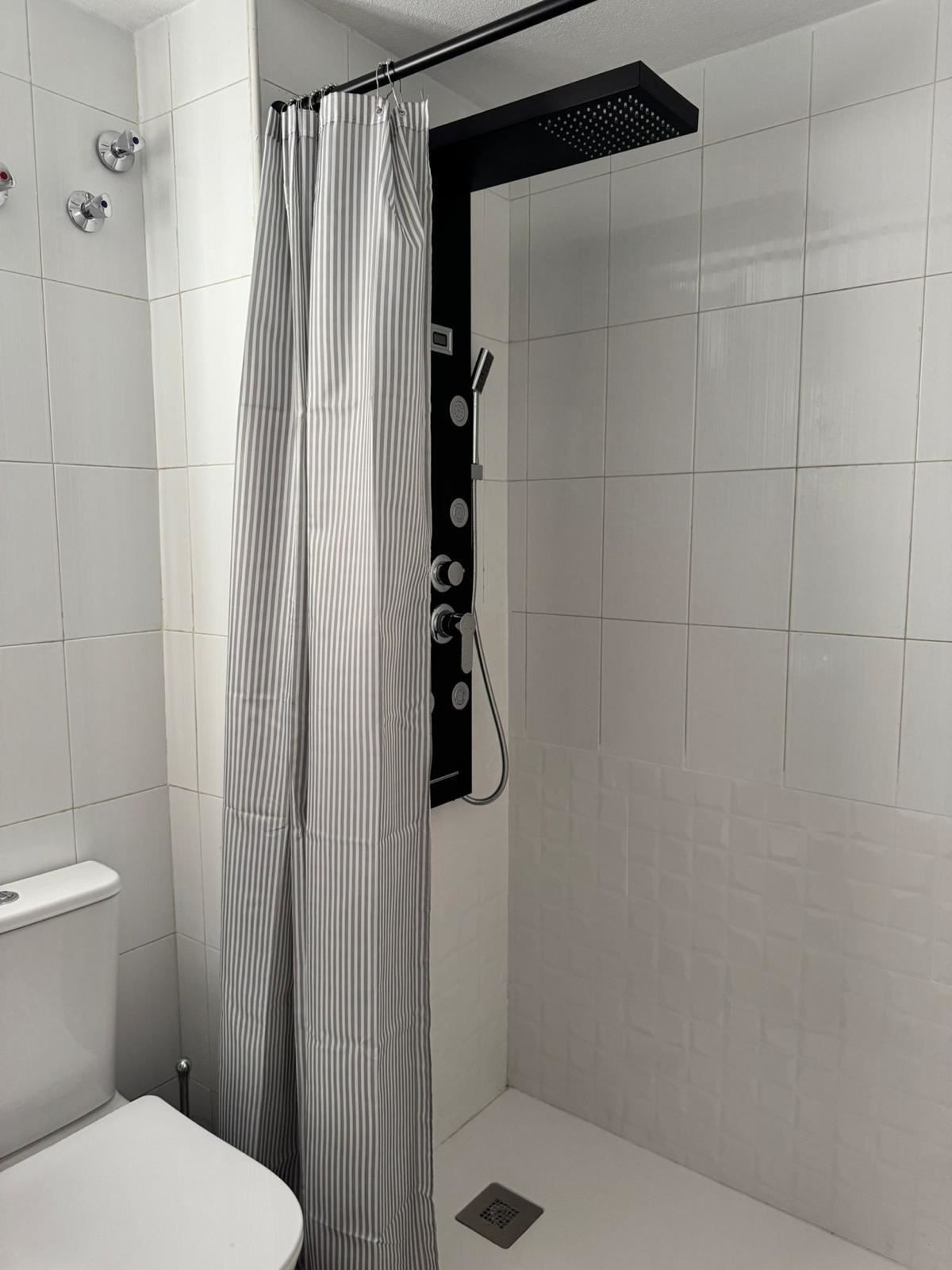 2 Bed Apartment for sale in Torrevieja Costa Blanca, Alicante, Spain