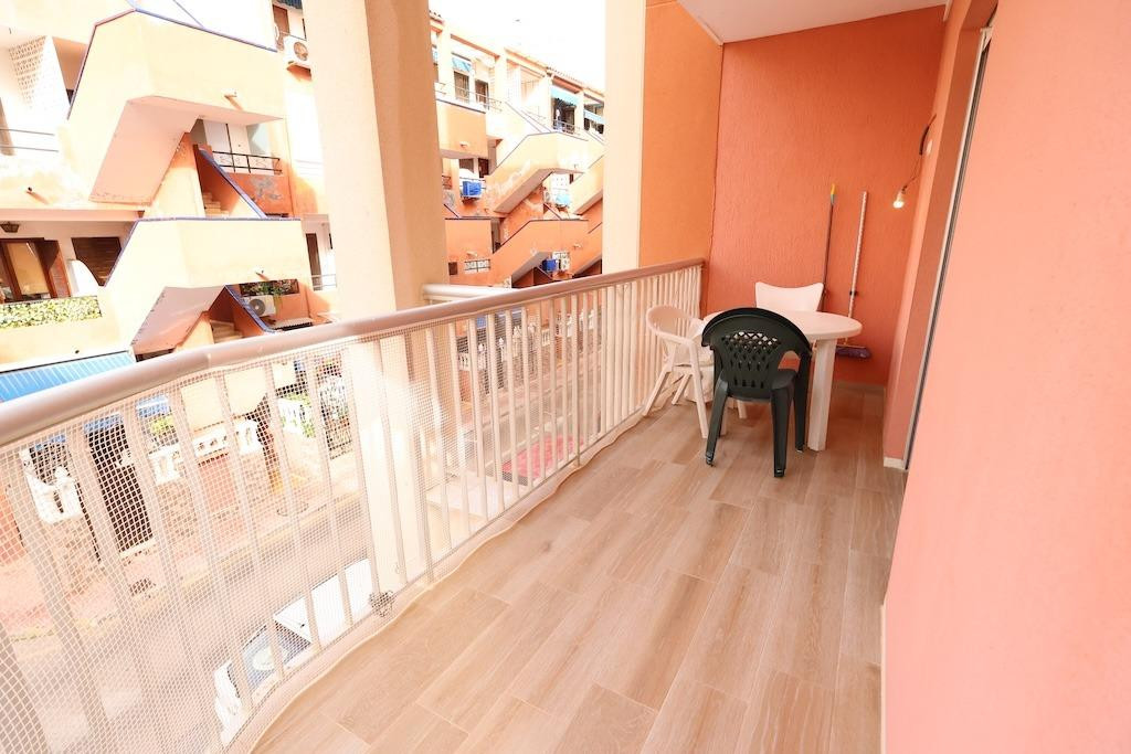 Se vende Apartamento Planta Media de 3 dormitorios en Costa Blanca, Alicante, España