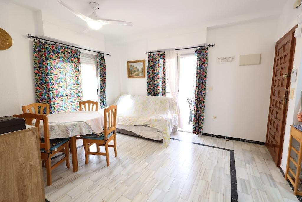 Se vende Apartamento Planta Media de 3 dormitorios en Costa Blanca, Alicante, España