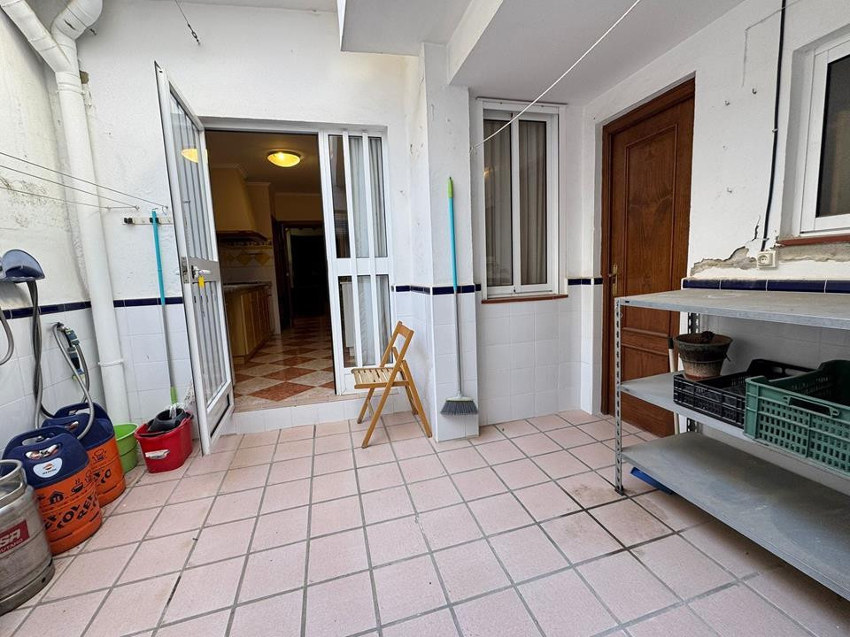 6 Bed Townhouse for sale in Ondara Costa Blanca, Alicante, Spain