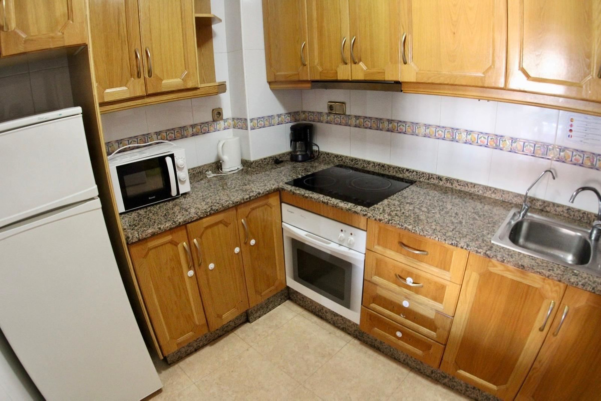 Se vende Apartamento Planta Media de 3 dormitorios en Costa Blanca, Alicante, España