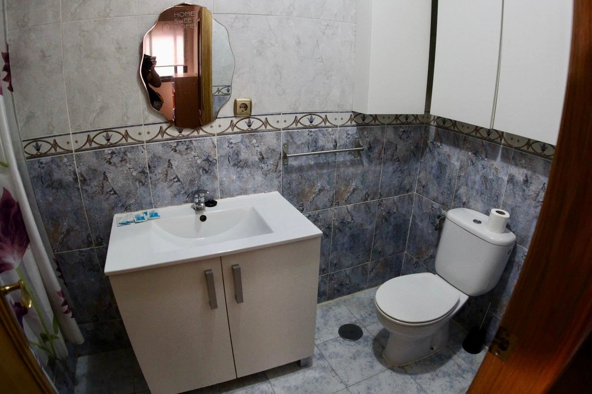 Se vende Apartamento Planta Media de 3 dormitorios en Costa Blanca, Alicante, España