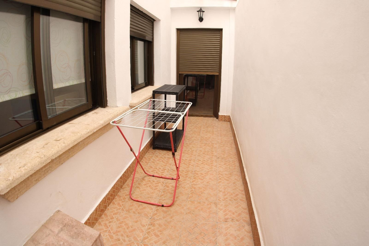 Se vende Apartamento Planta Media de 3 dormitorios en Costa Blanca, Alicante, España