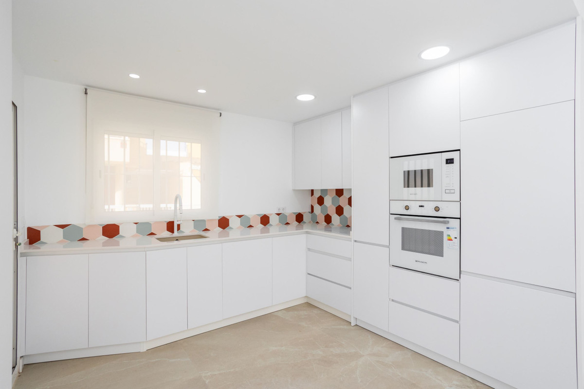 2 Bed Apartment for sale in Torre De La Horadada Costa Blanca, Alicante, Spain