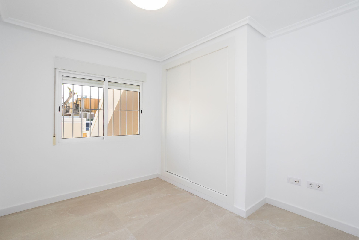 2 Bed Apartment for sale in Torre De La Horadada Costa Blanca, Alicante, Spain