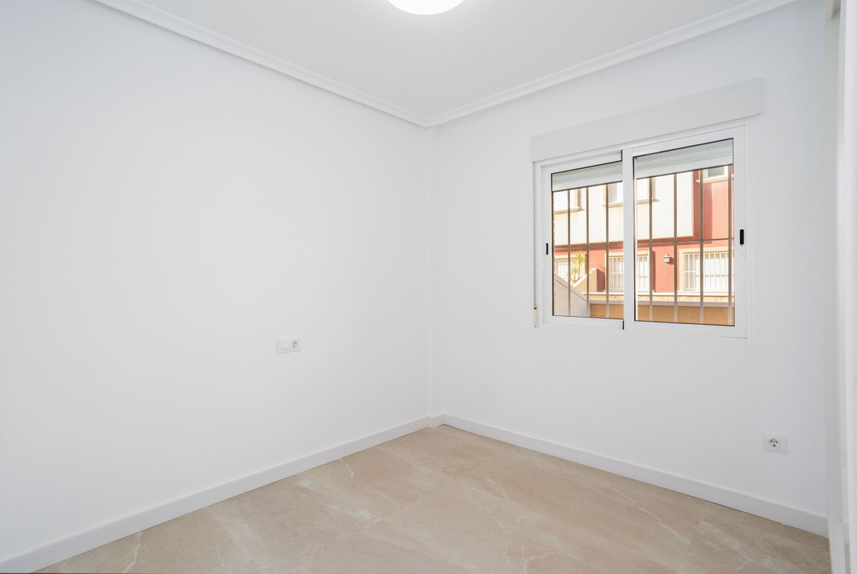 2 Bed Apartment for sale in Torre De La Horadada Costa Blanca, Alicante, Spain