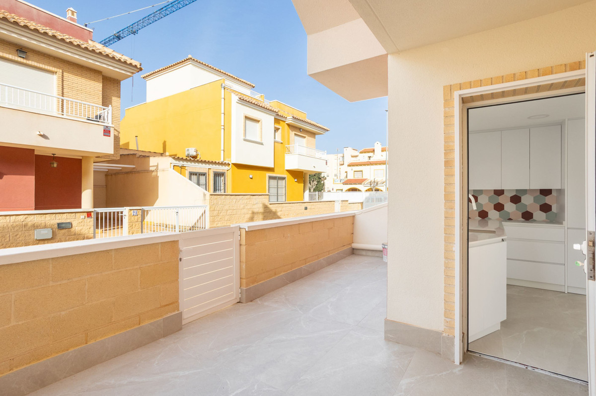 2 Bed Apartment for sale in Torre De La Horadada Costa Blanca, Alicante, Spain