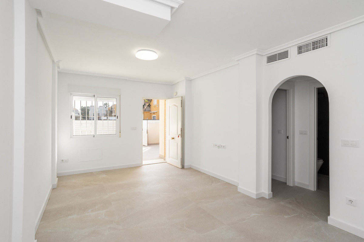 2 Bed Apartment for sale in Torre De La Horadada Costa Blanca, Alicante, Spain