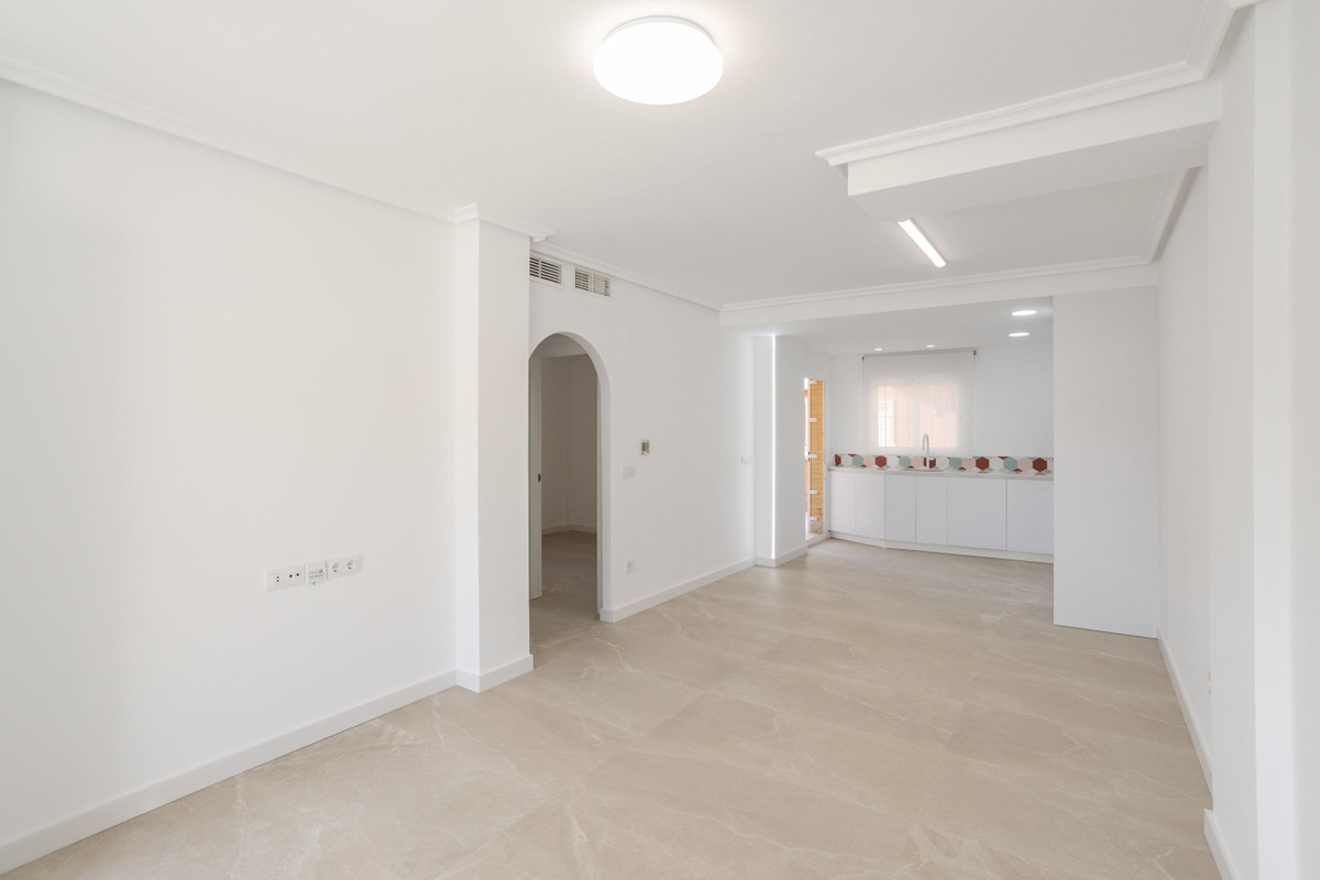 2 Bed Apartment for sale in Torre De La Horadada Costa Blanca, Alicante, Spain