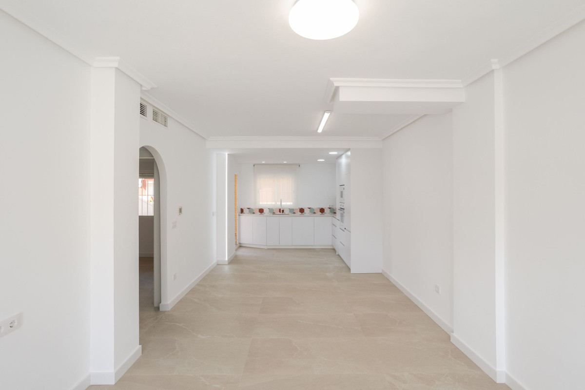 2 Bed Apartment for sale in Torre De La Horadada Costa Blanca, Alicante, Spain