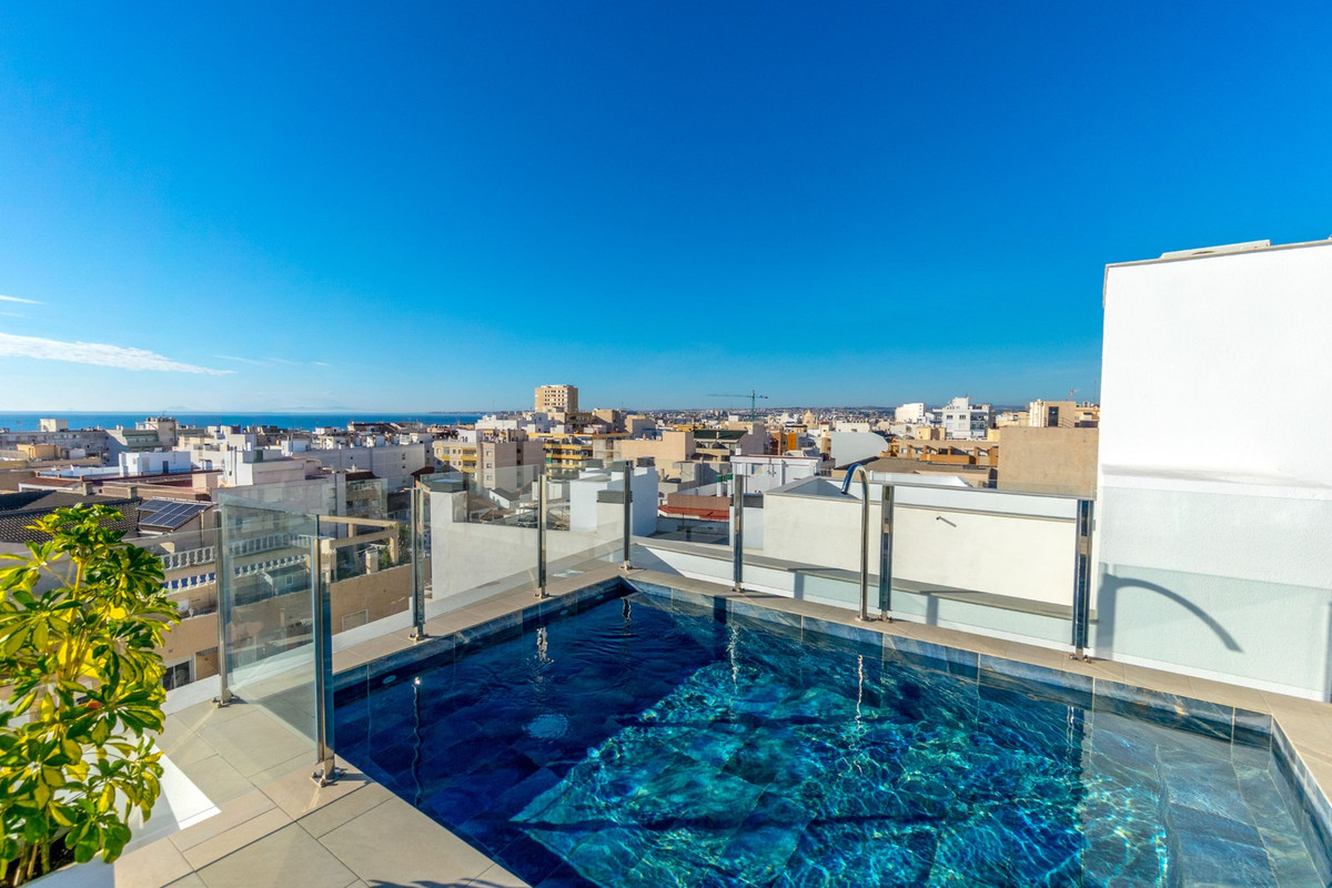 Se vende Apartamento Planta Media de 2 dormitorios en Costa Blanca, Alicante, España