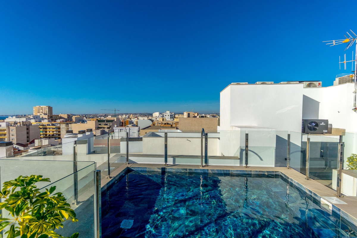 Se vende Apartamento Planta Media de 2 dormitorios en Costa Blanca, Alicante, España