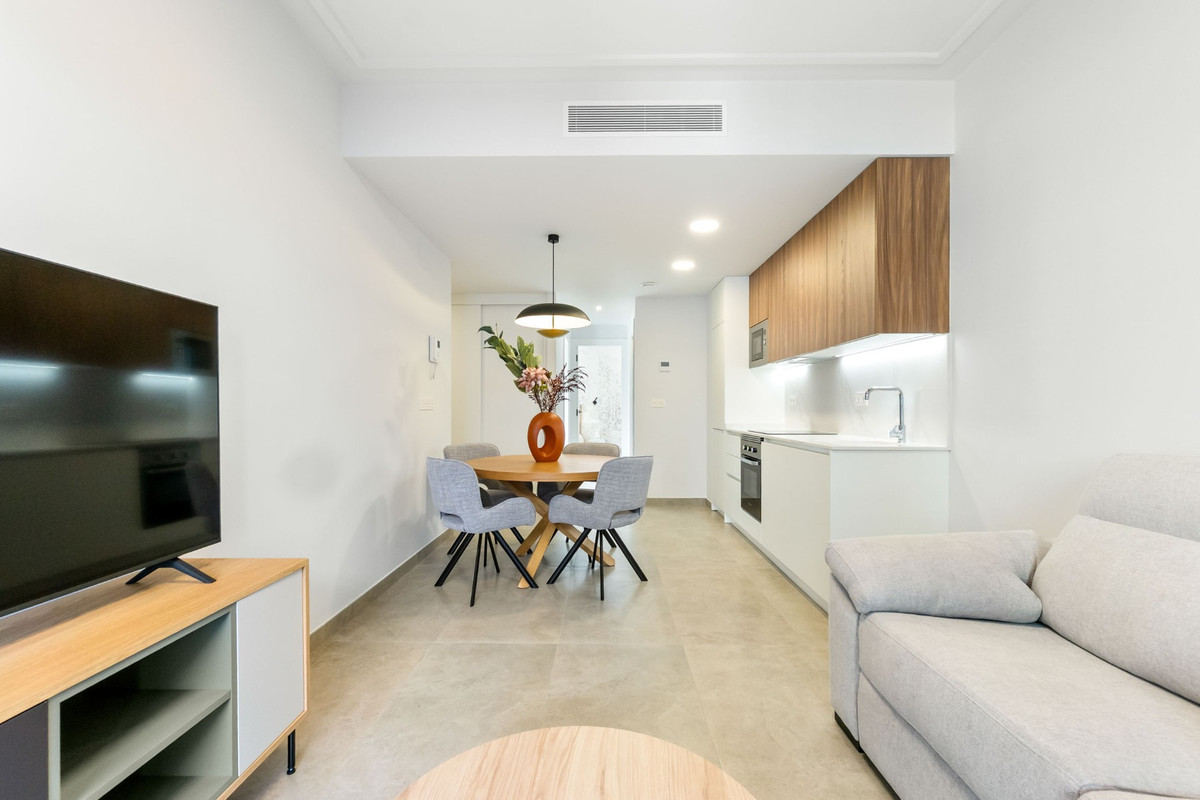 Se vende Apartamento Planta Media de 2 dormitorios en Costa Blanca, Alicante, España