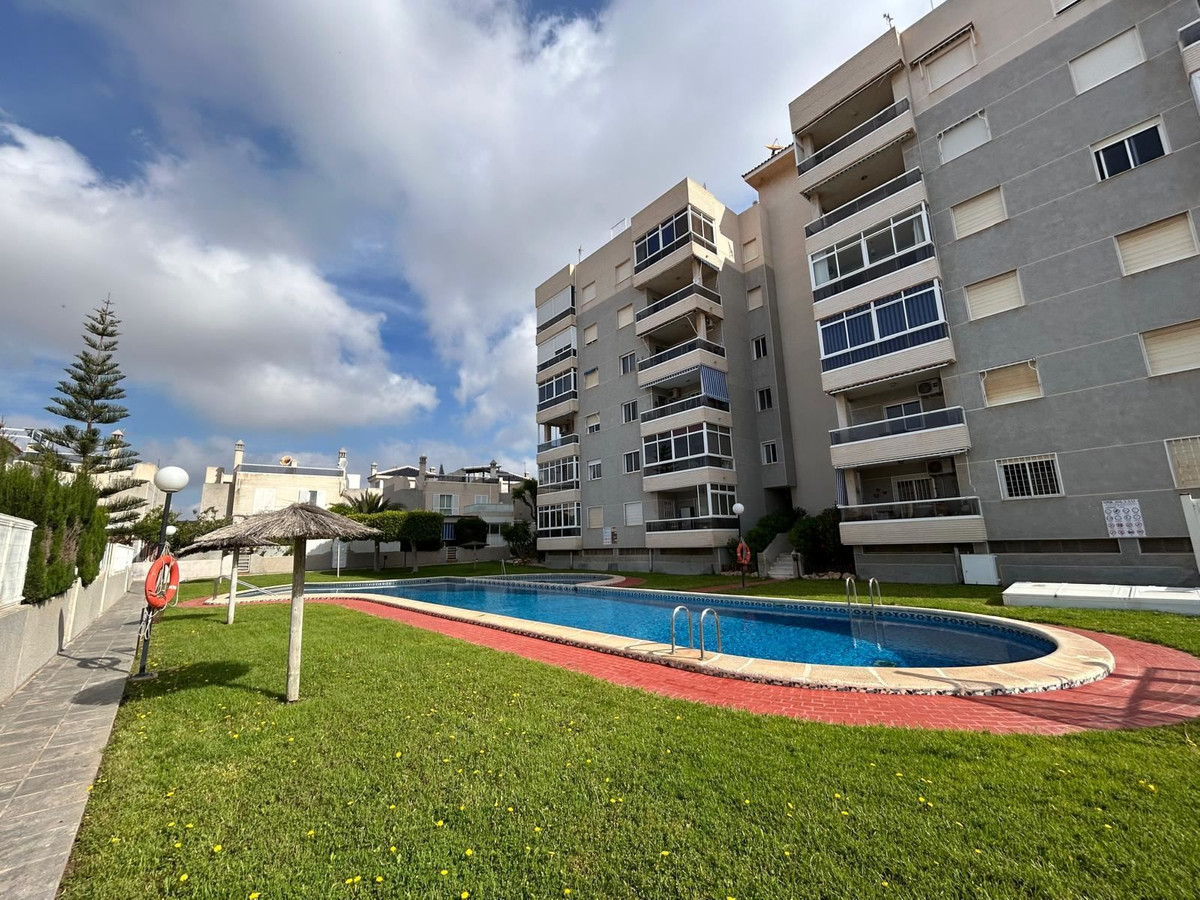3 Bed Townhouse for sale in Torrevieja Costa Blanca, Alicante, Spain