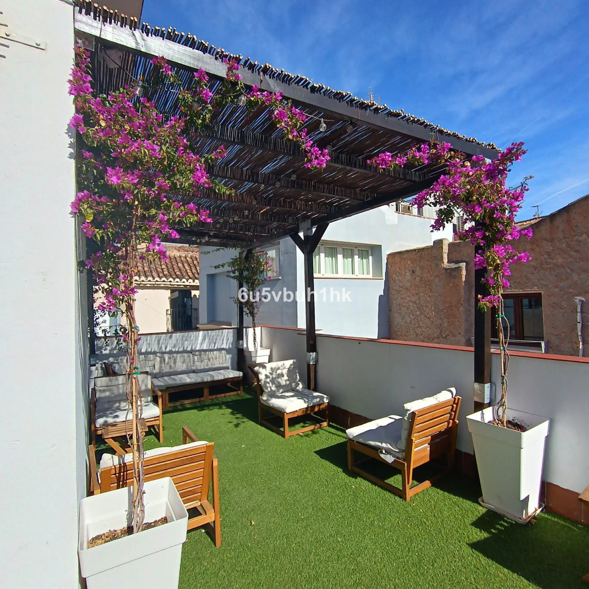 Se vende Adosada de 11 dormitorios en Costa Del Sol, Málaga, España