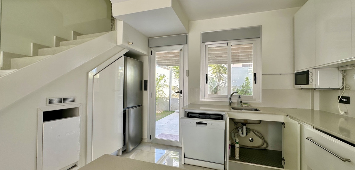 3 Bed Townhouse for sale in Lomas De Cabo Roig Costa Blanca, Alicante, Spain