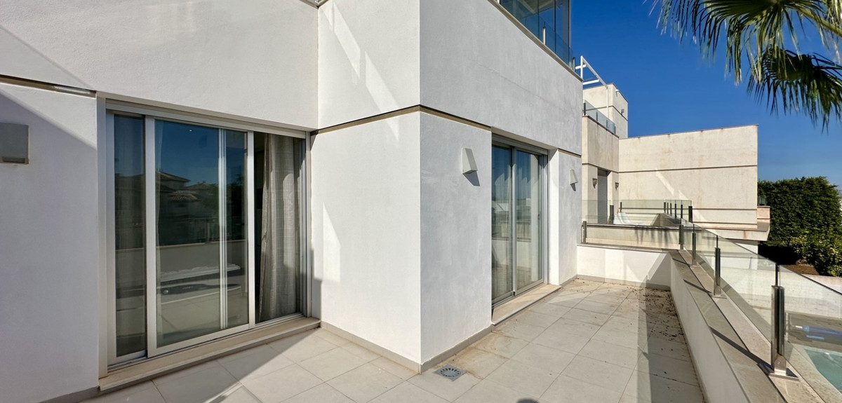 3 Bed Townhouse for sale in Lomas De Cabo Roig Costa Blanca, Alicante, Spain