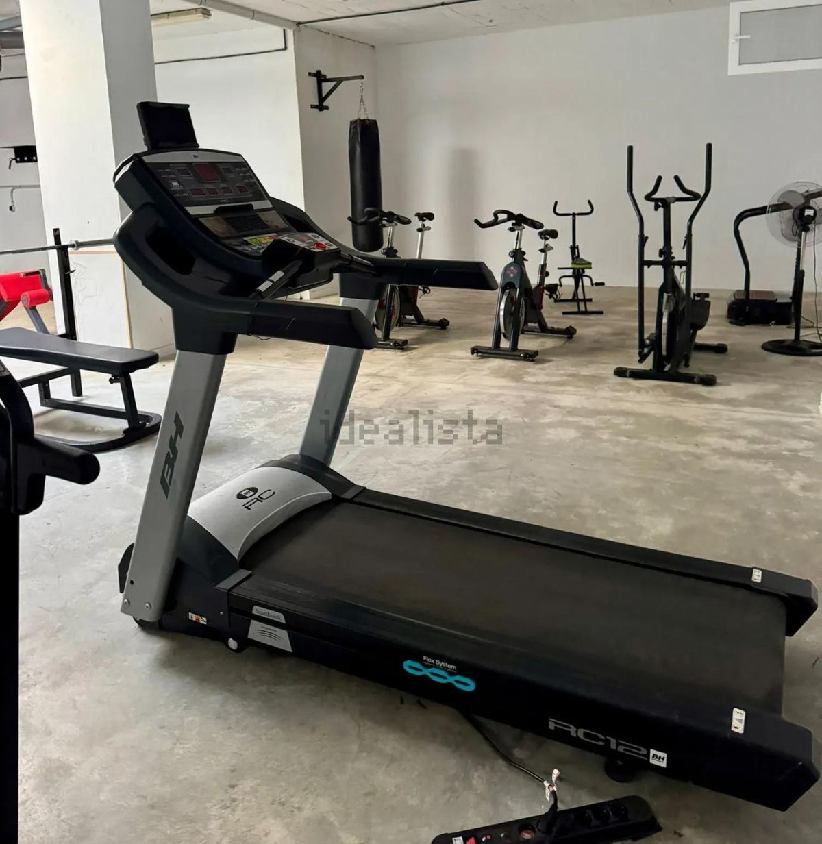 Se vende Apartamento Planta Media de 2 dormitorios en Costa Del Sol, Málaga, España