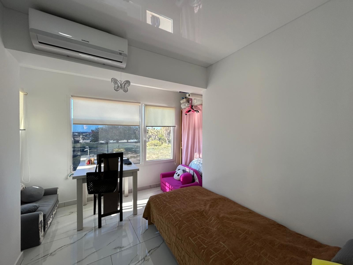 2 Bed Apartment for sale in Torrevieja Costa Blanca, Alicante, Spain