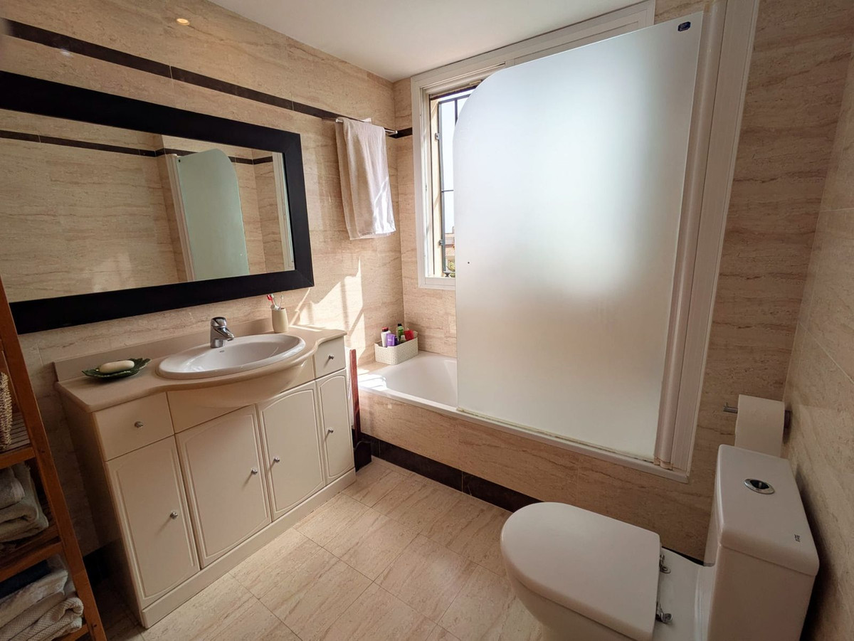 4 Bed Townhouse for sale in Rincón De La Victoria Costa Del Sol East, Málaga, Spain