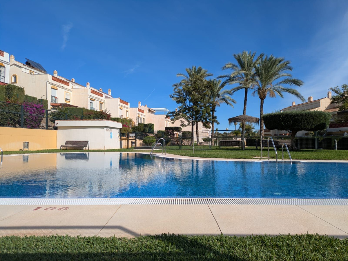 4 Bed Townhouse for sale in Rincón De La Victoria Costa Del Sol East, Málaga, Spain